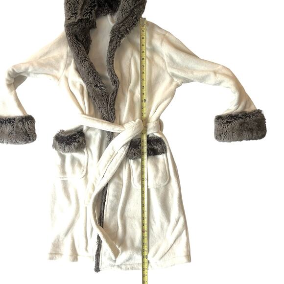 Pottery Barn Faux Fur Trim Hooded Robe One Size Fits Most - Picture 5 of 15